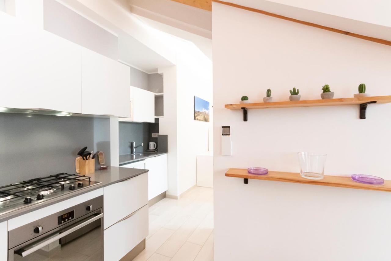 Apartmán Mansarda Cola Milán Exteriér fotografie