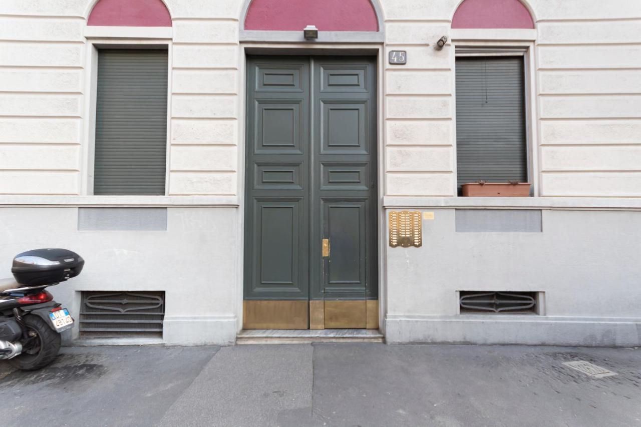 Apartmán Mansarda Cola Milán Exteriér fotografie